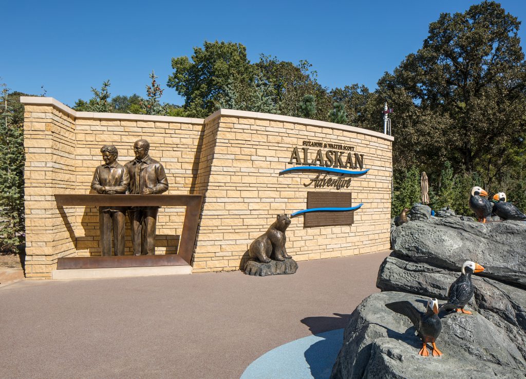 Omaha's Henry Doorly Zoo and Aquarium - Alaska Adventure | Kiewit